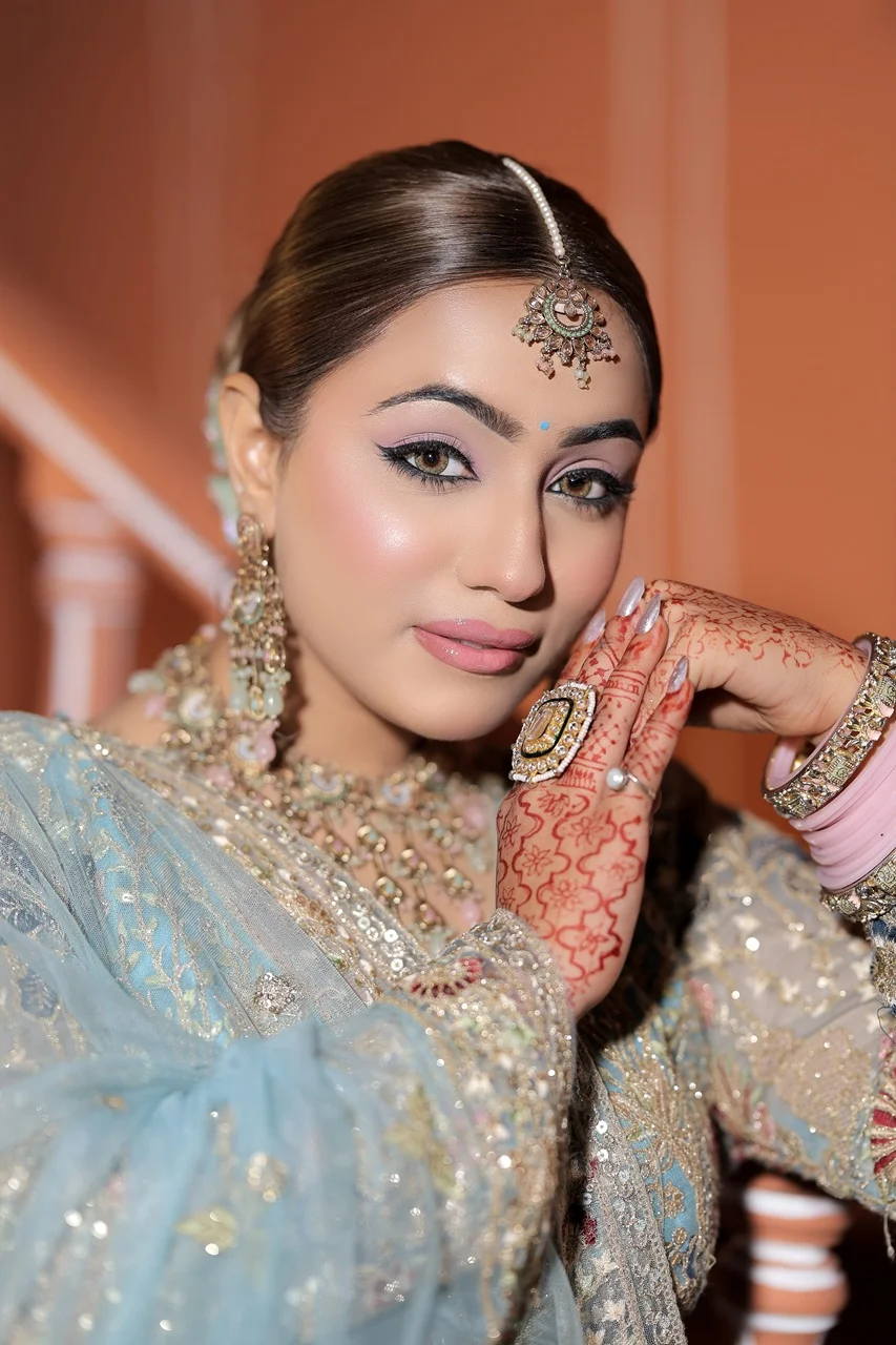 Bridal makeup look by Lovely Jaiswal