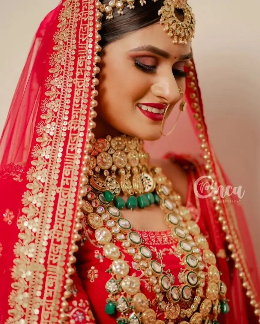 Bridal makeup look by Lovely Jaiswal