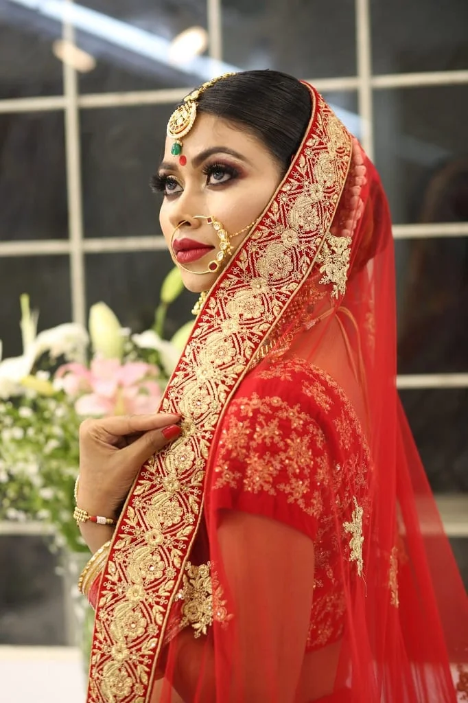 Bridal makeup look by Lovely Jaiswal
